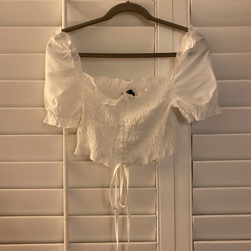 Cropped scrunch shirt